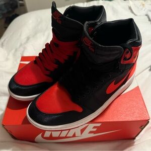 ❤️ worn half a day basically brand new ❤️ NIKE WMNS Air Jordan’s retro. BOMB 8.5